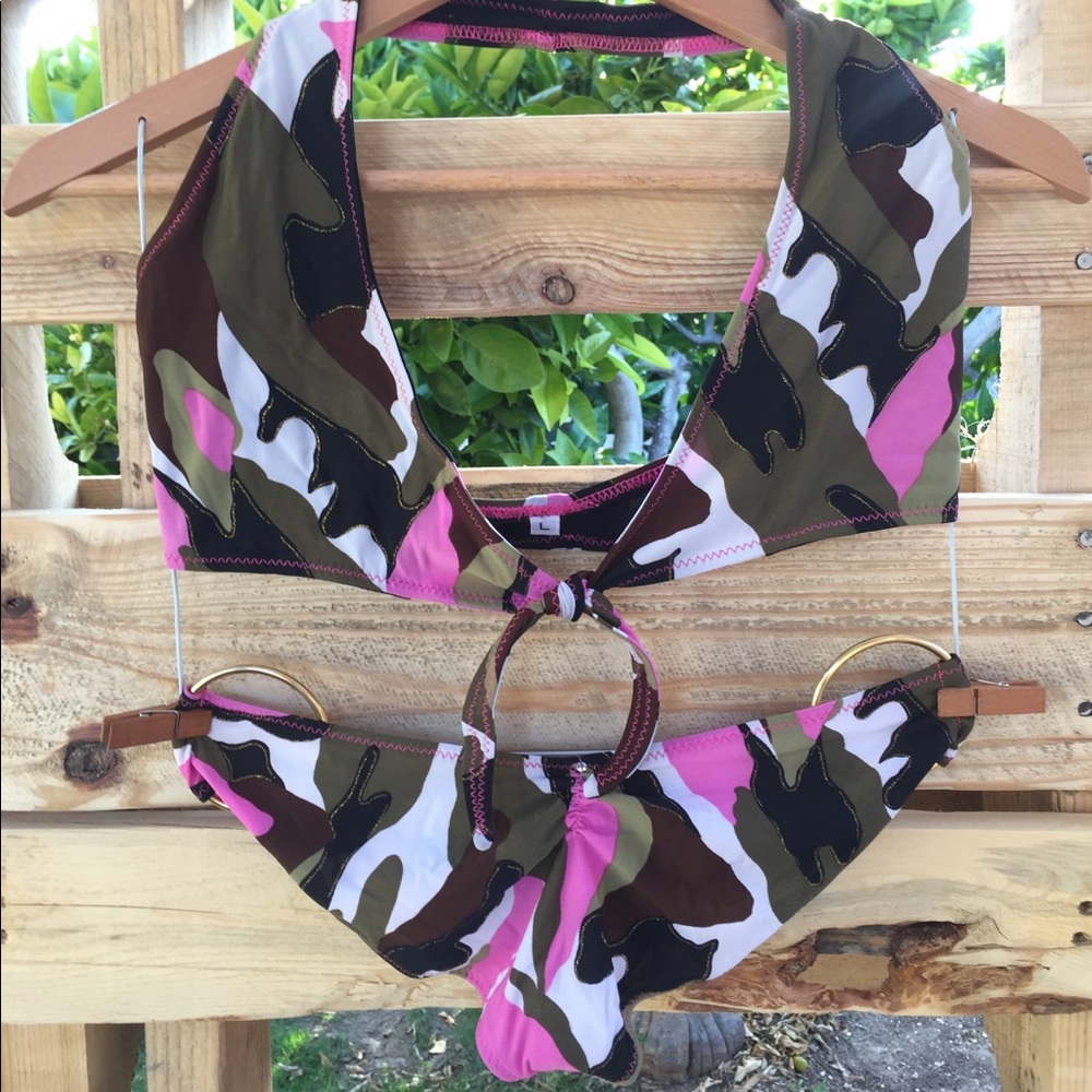 Camouflage pink bikini 👙